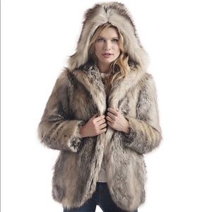 Donna Salyers Fabulous Furs Grey Fox Hood Faux Fur